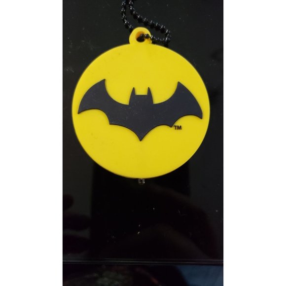 Batman Justice League Light Up Dog Tag‎ vinyl pendant chibi DC Comics cute NEW! - Picture 4 of 5